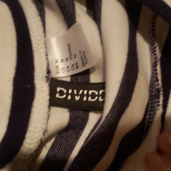 H&M top - Picture 2 of 2